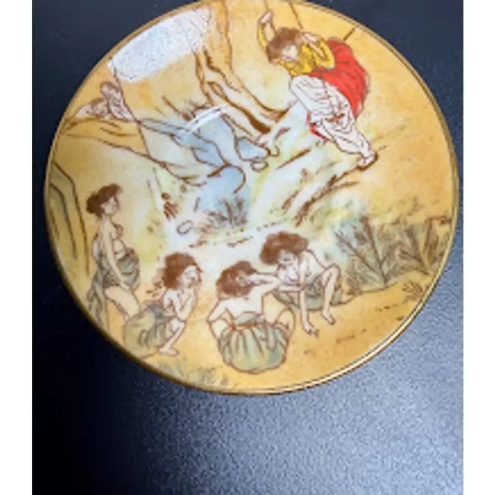 Beautiful, Whimsical Mini Tourist Souvenir Plate - Korean - Ceramic